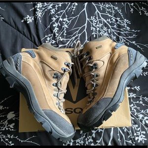 Vasque ISIS GTX Backpacking Boots